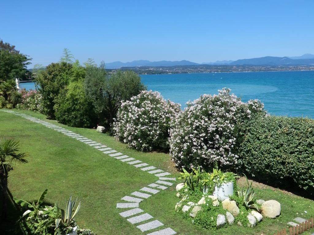 Doctor House Desenzano Apartment Desenzano del Garda Exterior foto